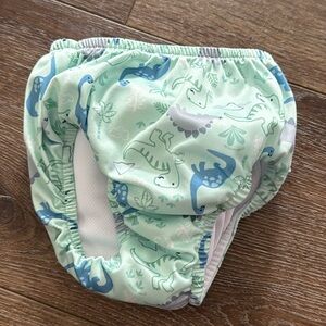Green sprout diaper 3T‎ dinosaurs